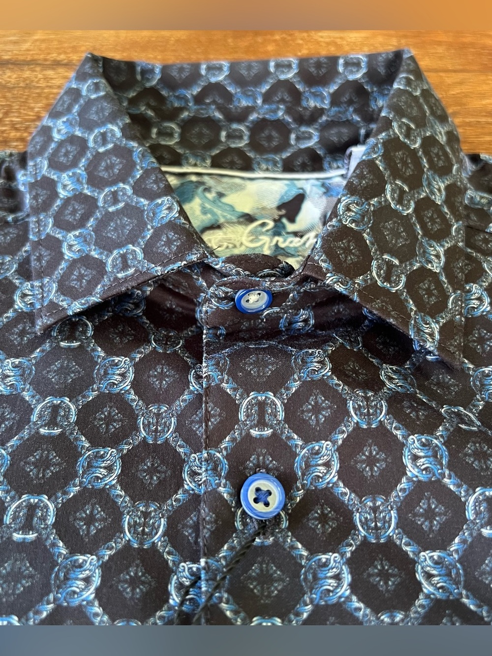 Robert Graham Bramston Navy Geometric Medallion Short Sleeve Shirt Small NWT - Picture 9 of 13